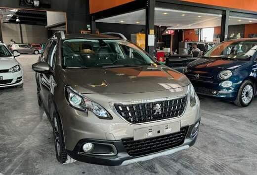 Peugeot 1.2 - A/C - MEDIA/TEL - LIM/REG - NAVIGATION