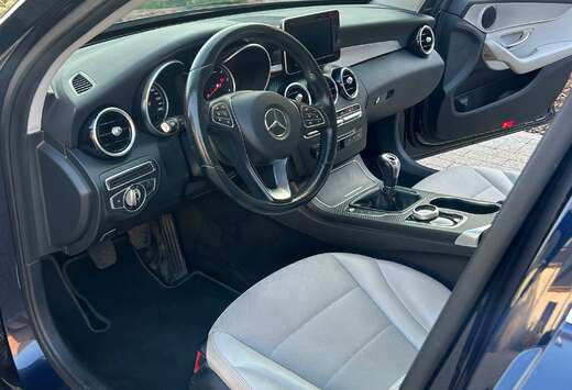 Mercedes-Benz C 180 (BlueTEC) d T AMG Line