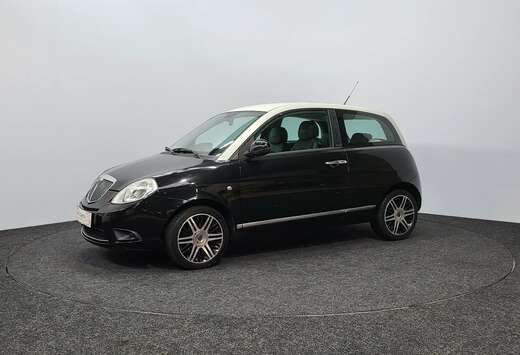 Lancia 1.4i  ELLE  Radio  Airco  Radio  City