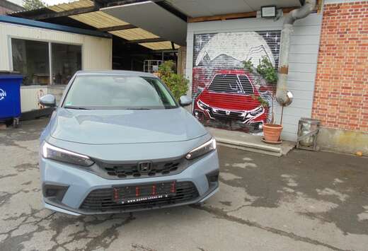 Honda e:HEV 2.0 i-MMD Elegance eCVT