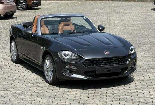 Fiat Spider Lusso