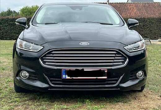 Ford Mondeo 2.0 EcoBoost Titanium