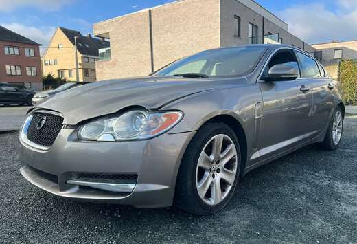 Jaguar XF 3.0 Turbo V6 Luxury DEMARRE PAS