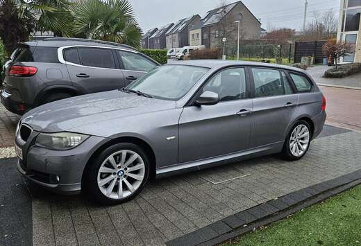 BMW 318i Touring