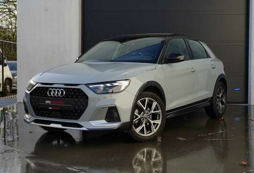 Audi 30 TFSI CITYCARVER  S-LINE  LED  APPLE CARPLAY