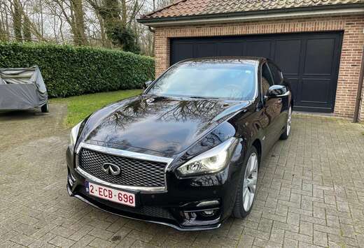 Infiniti Q70 2.2d Sport