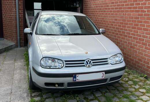 Volkswagen 1.6i Base