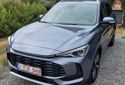 MG Hybdrid + Luxury
