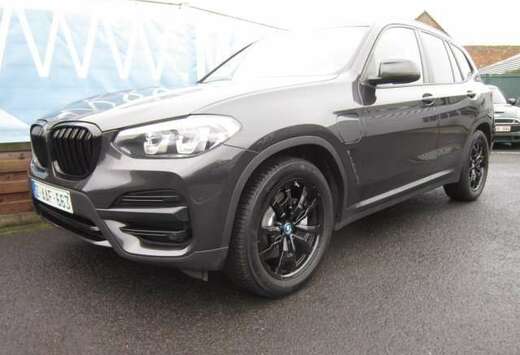 BMW 2.0iA xDrive30e PROF NAVI + LEDER + 19\