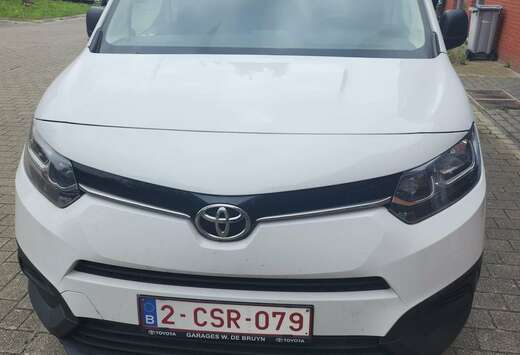 Toyota Lichte vrachtwagen, Benzine 1.2 MT