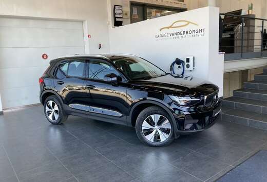 Volvo CORE B3 MHEV AUTOMAAT LEDER  26000KM