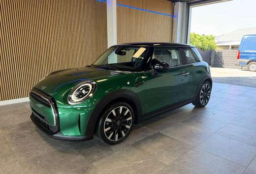 MINI Mini 1.5 Cooper OPF DCT Classic Trim