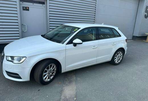 Audi A3 Sportback 1.6 TDi Ambiente