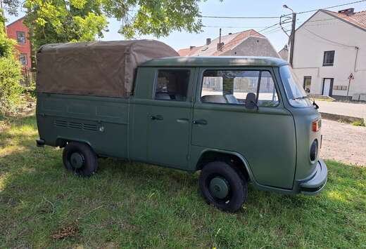 Volkswagen T2b  1978 1600. Doka armée belge