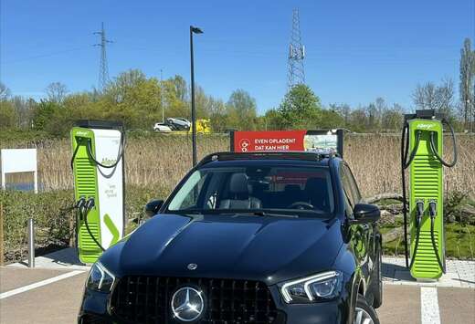 Mercedes-Benz de 4-Matic PHEV Business Solution