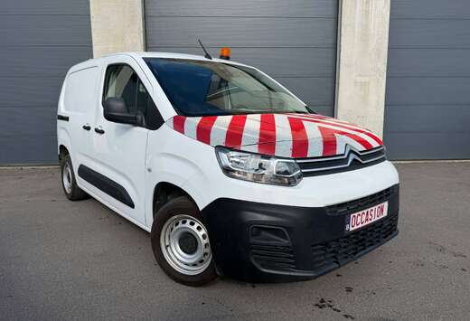 Citroen 1.5 BlueHDi M Light Club (6.2)