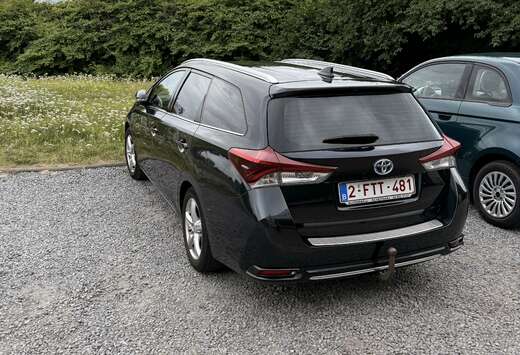Toyota Touring Sports Hybride 136h Dynamic