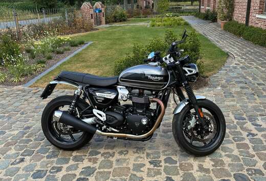 Triumph 1200