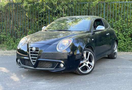 Alfa Romeo Navi / Airco / Semi Cuir Chauffant / Jante ...