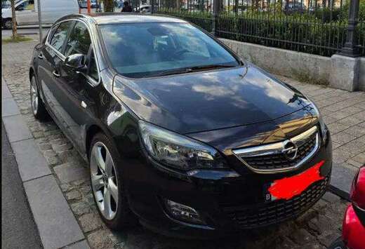 Opel Astra 1.7 CDTi ECOTEC Sport DPF