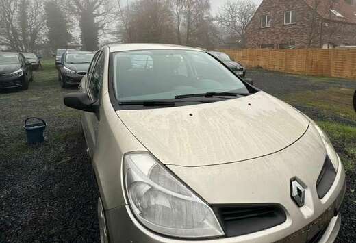 Renault Clio 1.4i 16v Dynamique