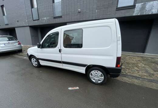 Peugeot 1.9 D   125 000kms 1er Propriétaire