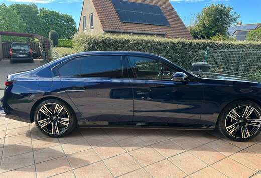 BMW 750eXAS PHEV (360 kW)