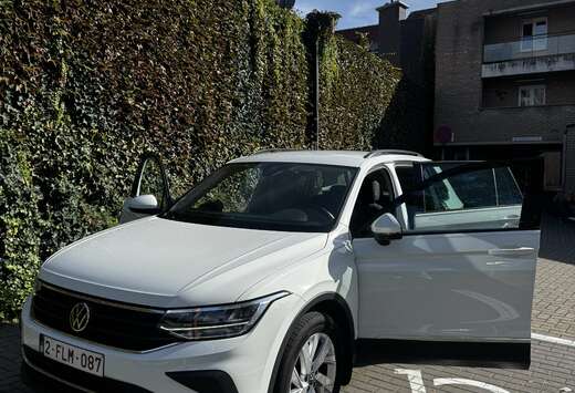 Volkswagen 1.5 TSI OPF DSG ACTIVE