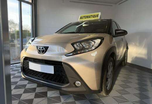 Toyota 1.0i 72cv B.Auto *CARPLAY*NAVI*CLIM*CRUISE*LIM ...