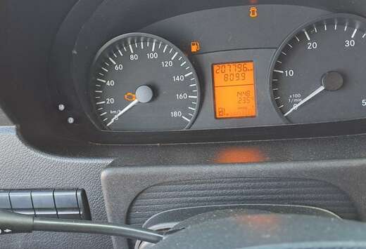 Mercedes-Benz 213 Cdi 30N Standard