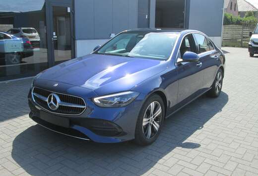 Mercedes-Benz PANODAK, AVANTGARDE