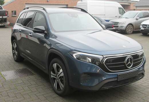 Mercedes-Benz EQB 250+ NACHTPAKKET RIJASSISTENTPAKKET