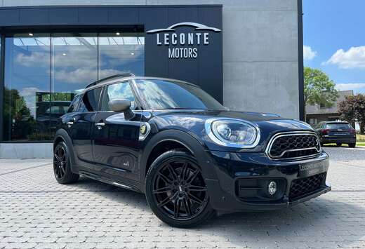 MINI 1.5A PHEV ALL4 Panodak/LED/Leder/Camera/Carplay. ...