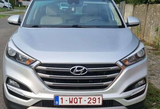 Hyundai Tucson 1.7 CRDi full option, panorma dak, led ...