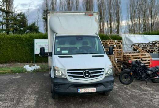 Mercedes-Benz 516 CDI A3 5.0T Perfect Box