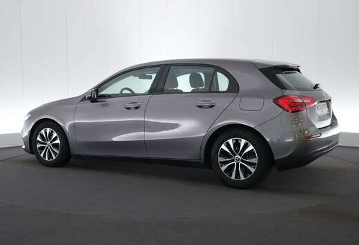Mercedes-Benz Business Solution Essential+ GPS PDC CA ...