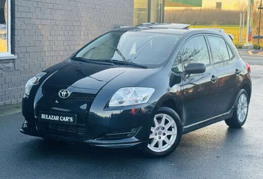 Toyota Auris 1.4i VVT-i GARANTI TOI OUVRANT RADIO CD