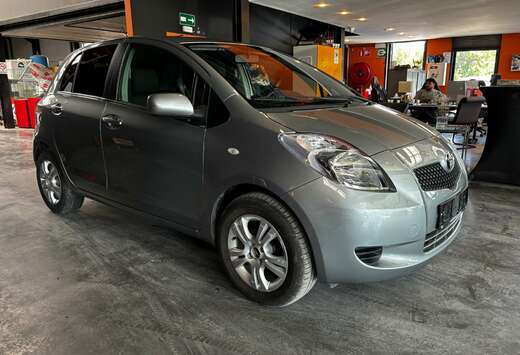 Toyota Yaris 1.0i VVT-i Luna