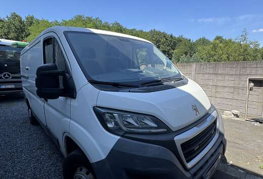 Peugeot 2.2 HDi L2 H1