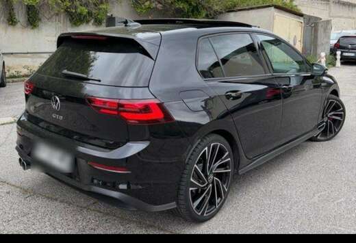 Volkswagen Golf 8 gtd 2022 full options