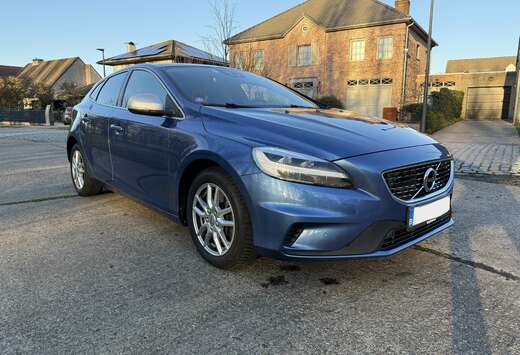 Volvo V40 1.5 T2 R-Design Sport Edition Gear
