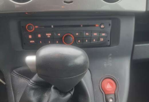 Renault Kangoo 1.6i Dynamique Équipé sys Handicape