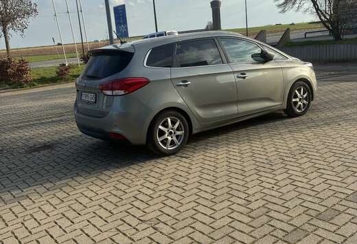 Kia Carens 1.7 CRDI Business Line ISG