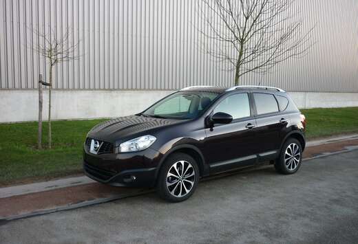 Nissan Qashqai 2.0 dCi 4x4 Automatic, Camera, Panodak