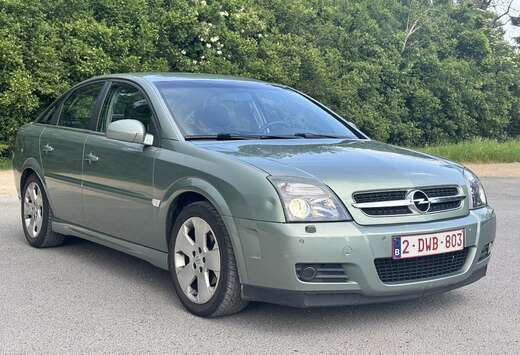 Opel 2.2i SE 16v Sport