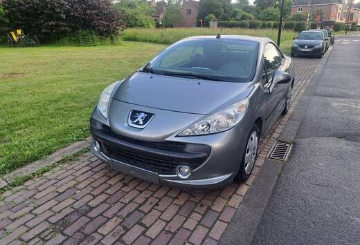 Peugeot 207 CC 1.6i 16v