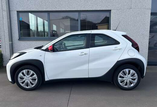 Toyota Aygo X S-CVT CAM ACC CLIM LANE NAVI