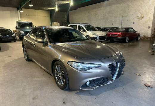 Alfa Romeo 2.2 Diesel AUTOMATIQUE bj. 2017 146000km E ...
