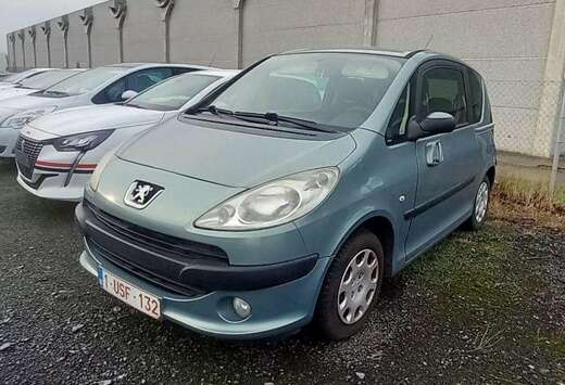 Peugeot 1007 1.4i Trendy