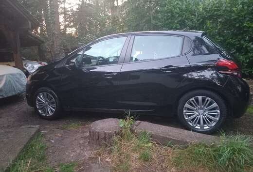 Peugeot 1.2i PureTech Signature S&S (EU6.2)